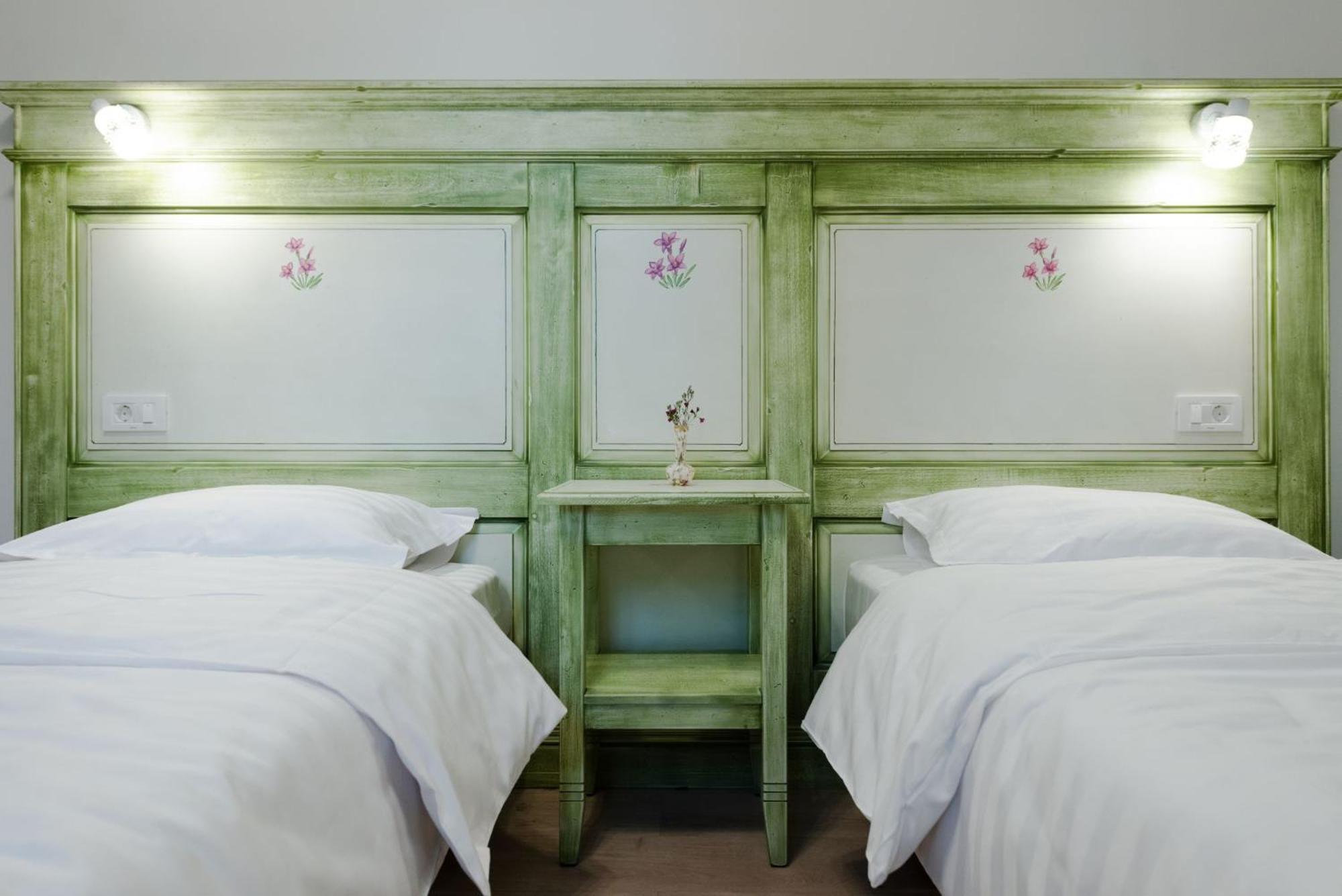 Poiana Mucenicului Hotell Arefu Exteriör bild