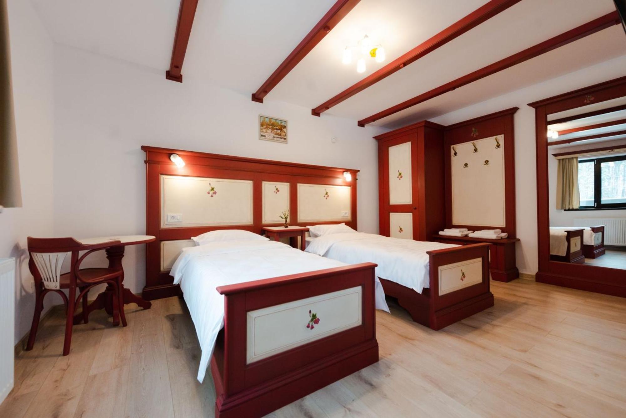 Poiana Mucenicului Hotell Arefu Exteriör bild