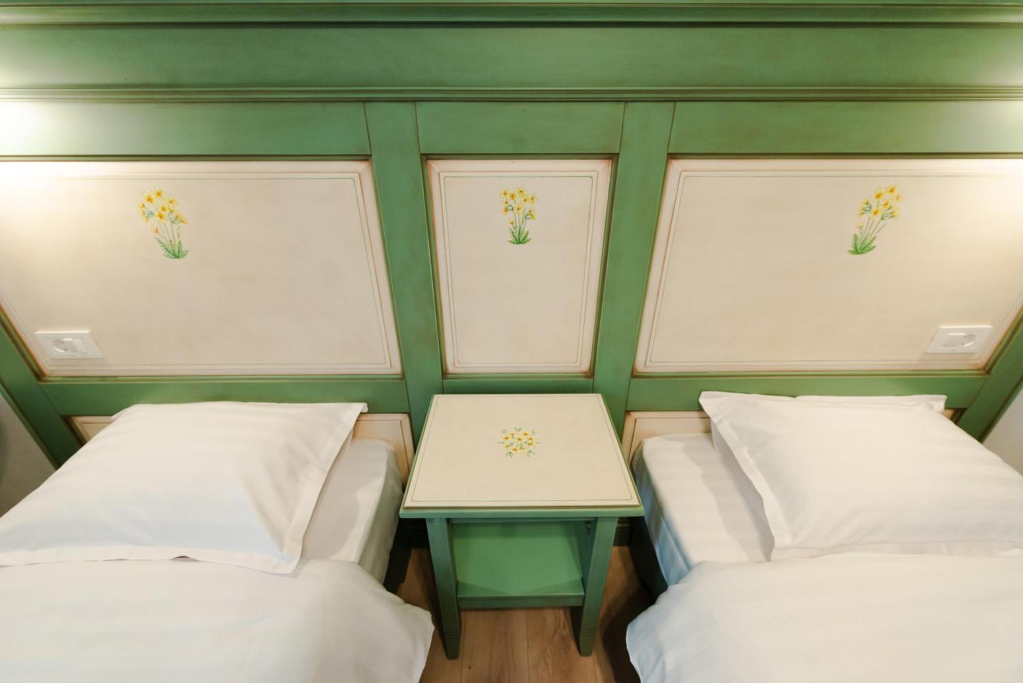 Poiana Mucenicului Hotell Arefu Exteriör bild