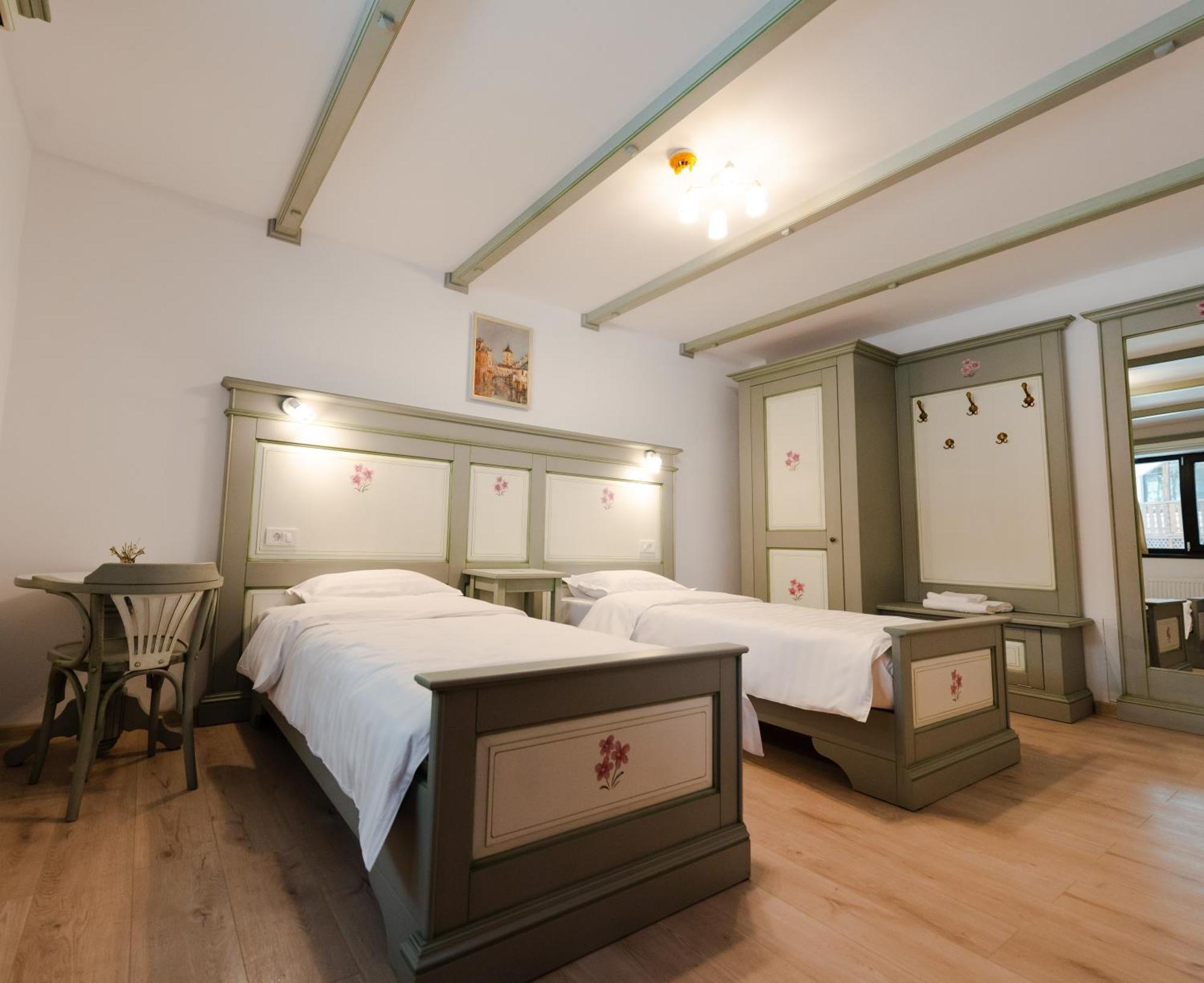 Poiana Mucenicului Hotell Arefu Exteriör bild